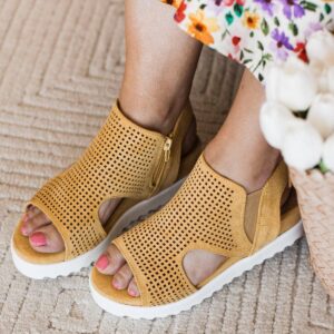 Signature Wedges